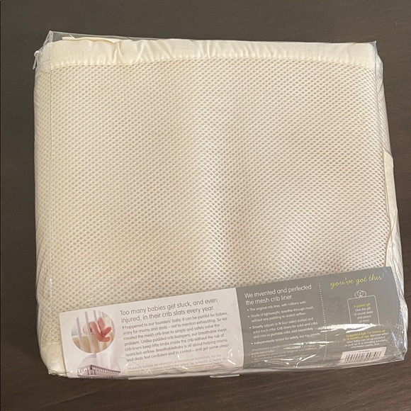 Cream Geometric Patterned Accessory - Picture 2 of 2